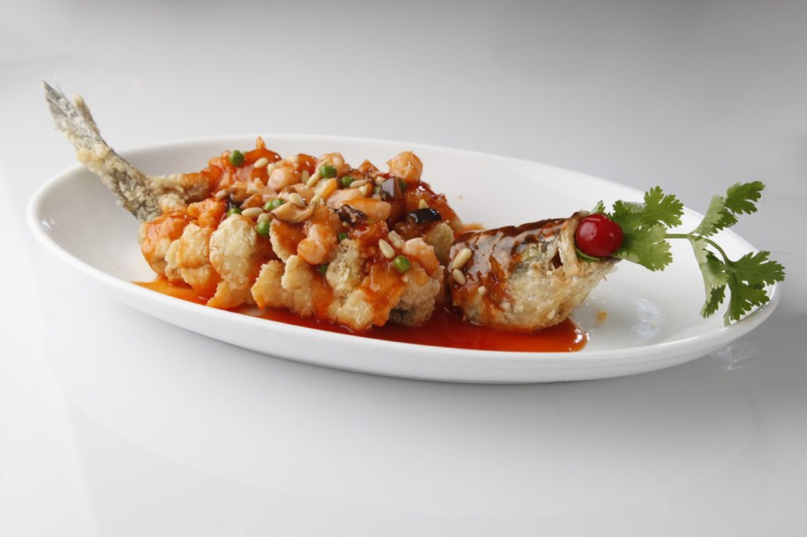 Pine nut bass with sweet and sour sauce